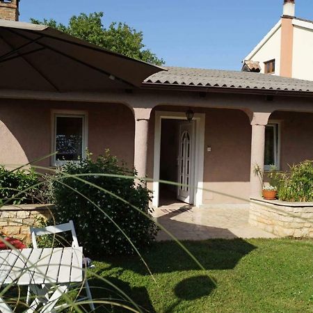 Apartman Eric Appartamento Pola Esterno foto