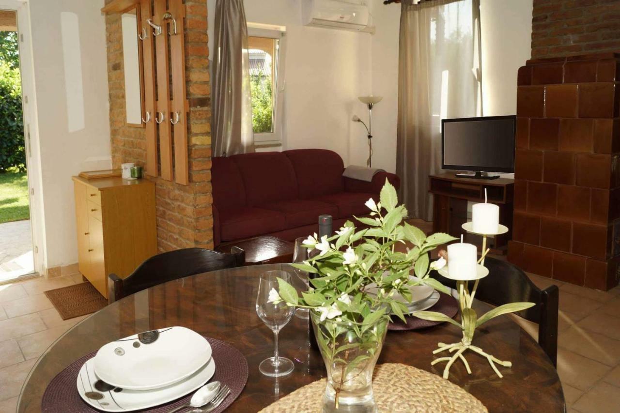 Apartman Eric Appartamento Pola Esterno foto