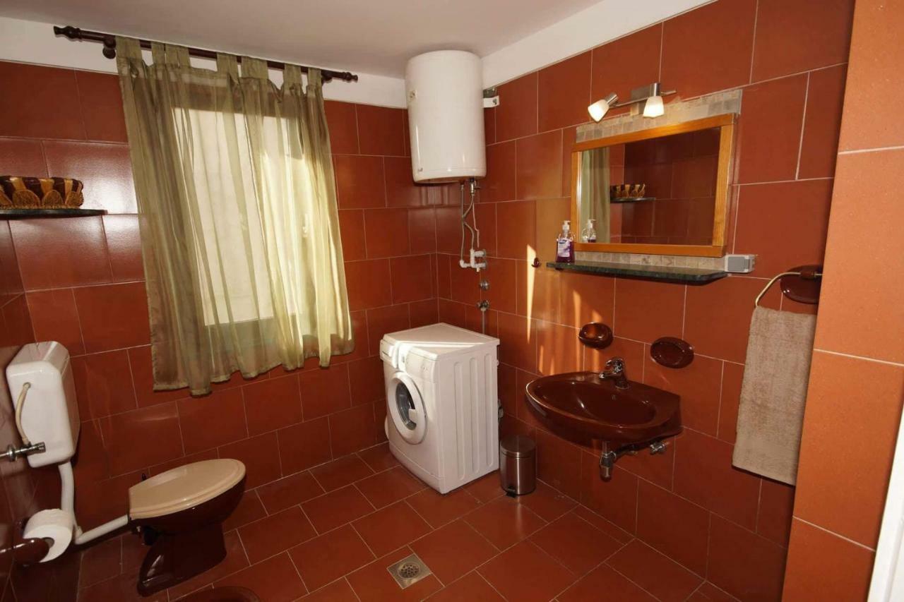 Apartman Eric Appartamento Pola Esterno foto